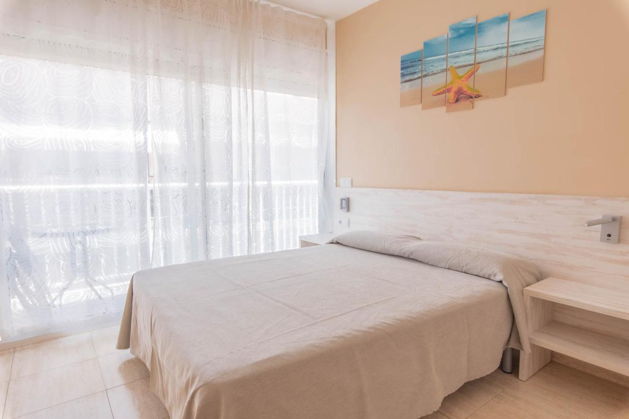 Apartaments Costamar Calafell Exteriör bild