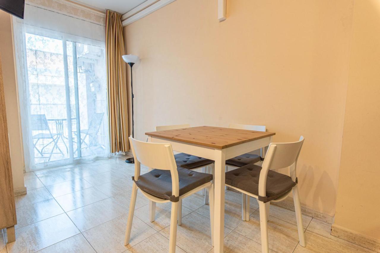 Apartaments Costamar Calafell Exteriör bild