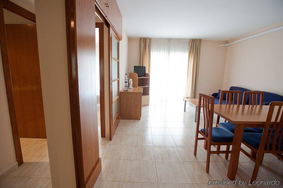 Apartaments Costamar Calafell Rum bild