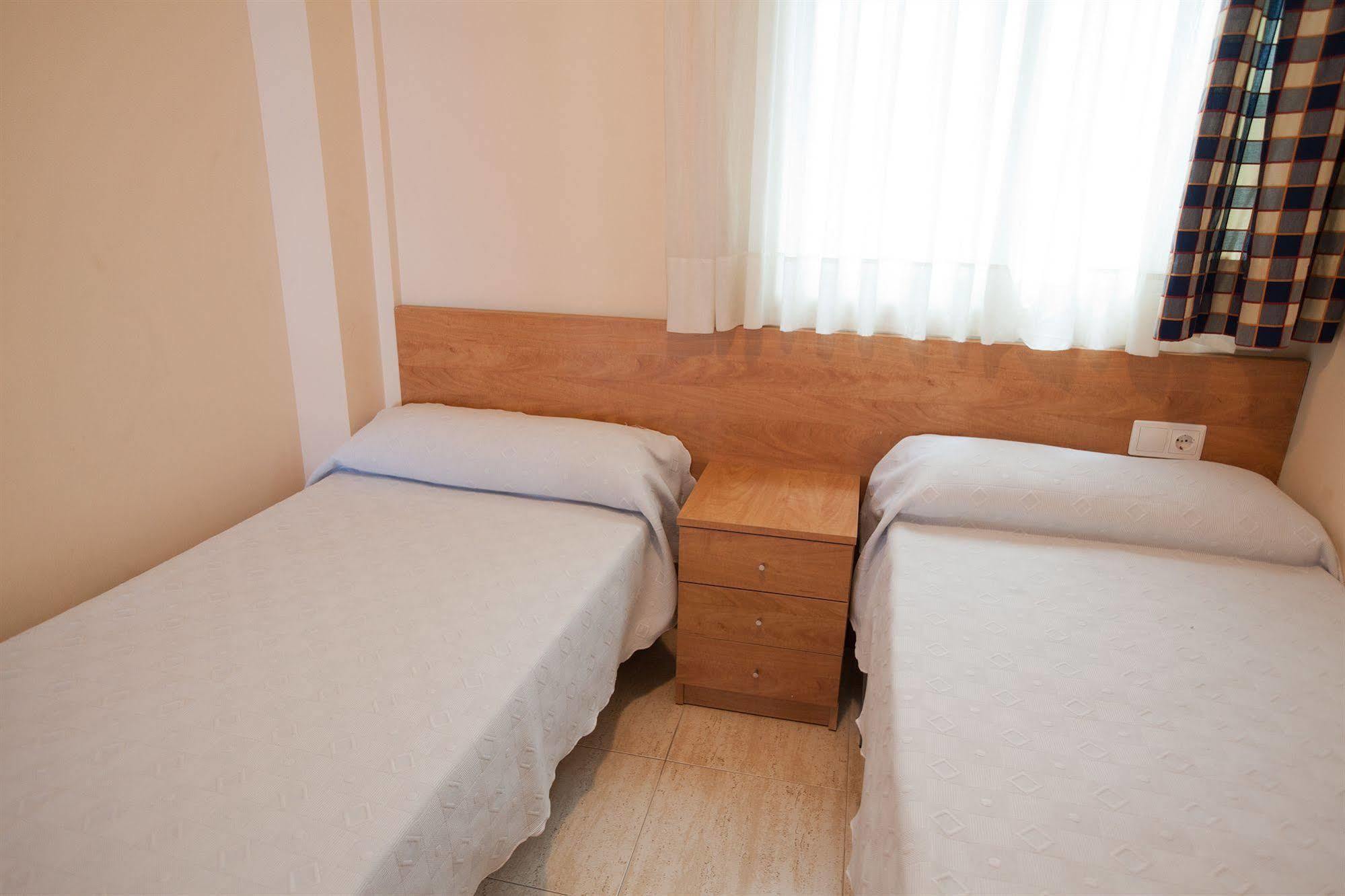 Apartaments Costamar Calafell Rum bild